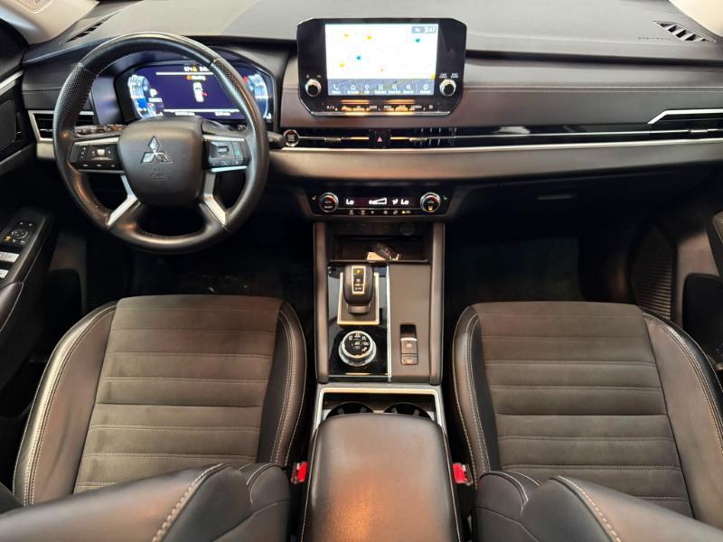Mitsubishi Outlander SE 2WD 2024