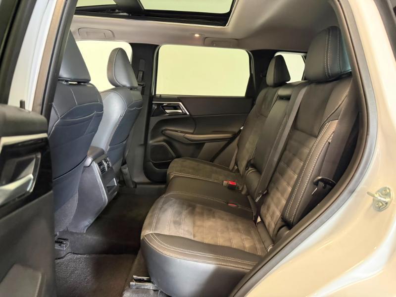 Mitsubishi Outlander SE 2WD 2024