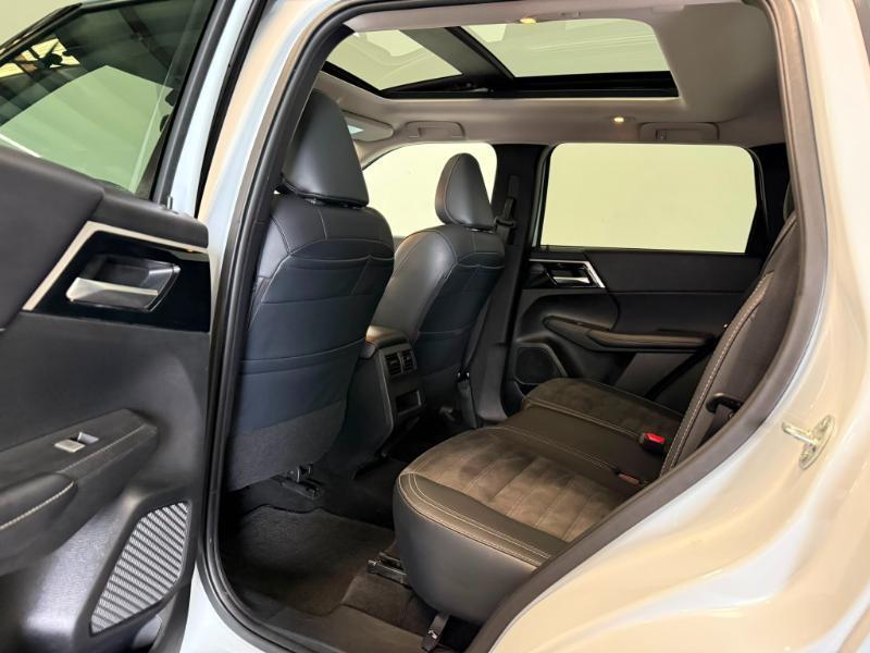 Mitsubishi Outlander SE 2WD 2024