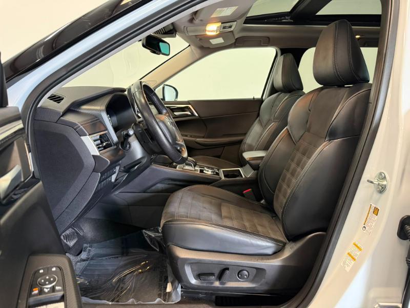 Mitsubishi Outlander SE 2WD 2024