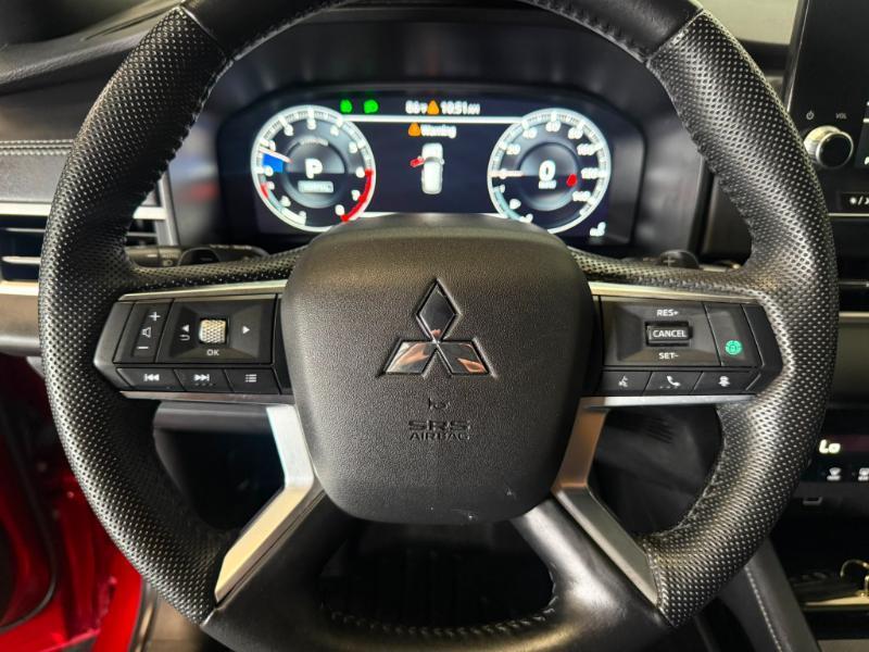 Mitsubishi Outlander  2023