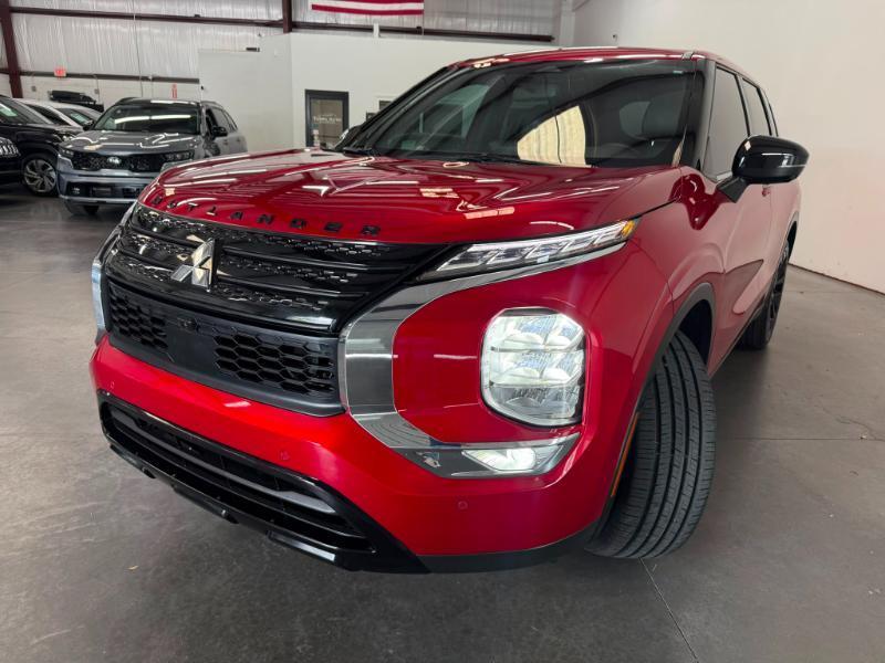 Mitsubishi Outlander  2023