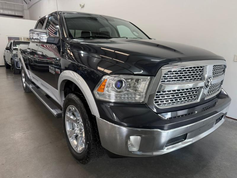 RAM 1500 Laramie Crew Cab LWB 4WD 2014