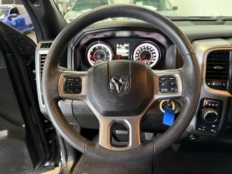 RAM 1500 Warlock 4x4 Crew Cab 5'7" Box 2024