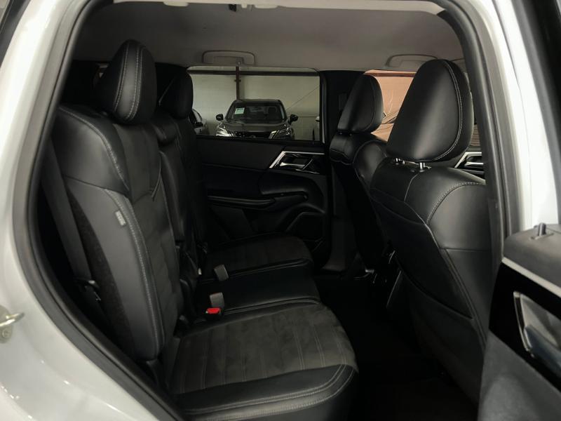 Mitsubishi Outlander SE 2WD 2023