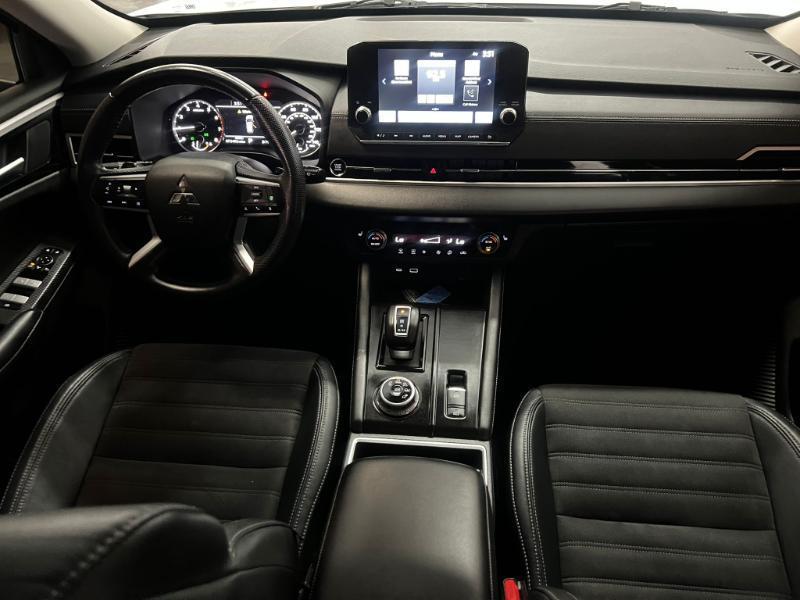 Mitsubishi Outlander SE 2WD 2023