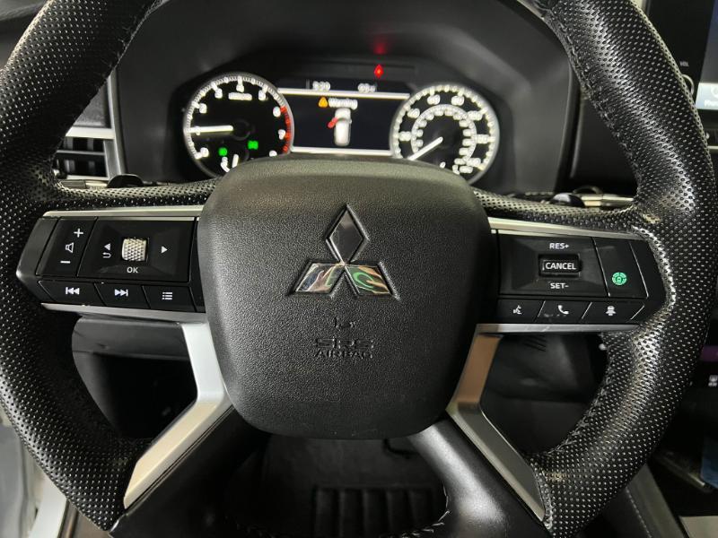 Mitsubishi Outlander SE 2WD 2023