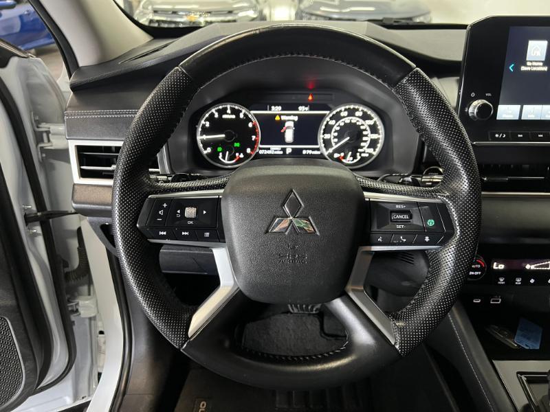 Mitsubishi Outlander SE 2WD 2023