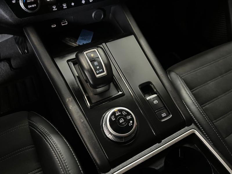 Mitsubishi Outlander SE 2WD 2023