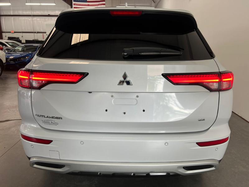 Mitsubishi Outlander SE 2WD 2023