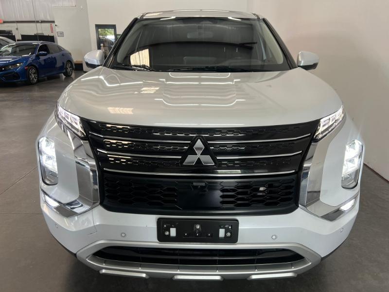 Mitsubishi Outlander SE 2WD 2023