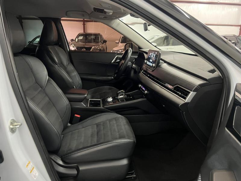 Mitsubishi Outlander SE 2WD 2023