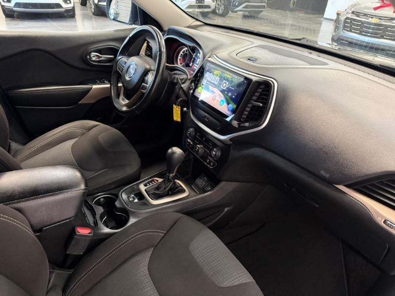 Jeep Cherokee Latitude FWD 2017