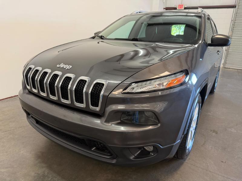 Jeep Cherokee Latitude FWD 2017