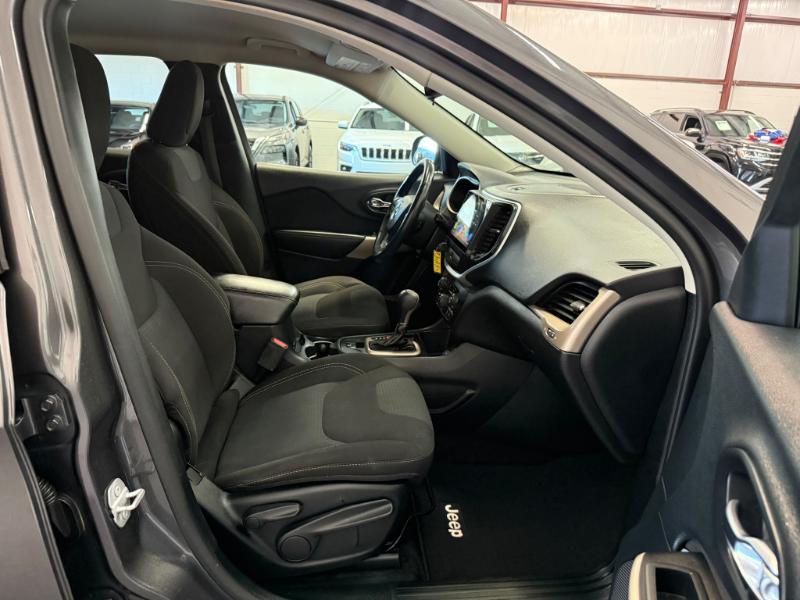 Jeep Cherokee Latitude FWD 2017