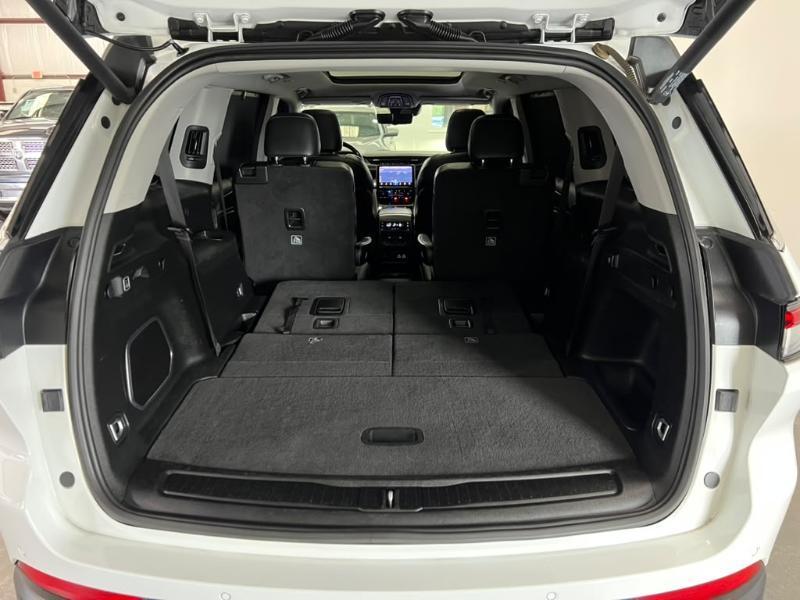 Jeep Grand Cherokee L Limited 2WD 2022
