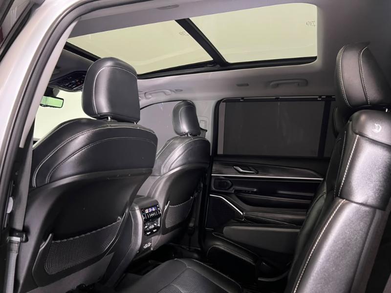 Jeep Grand Cherokee L Limited 2WD 2022