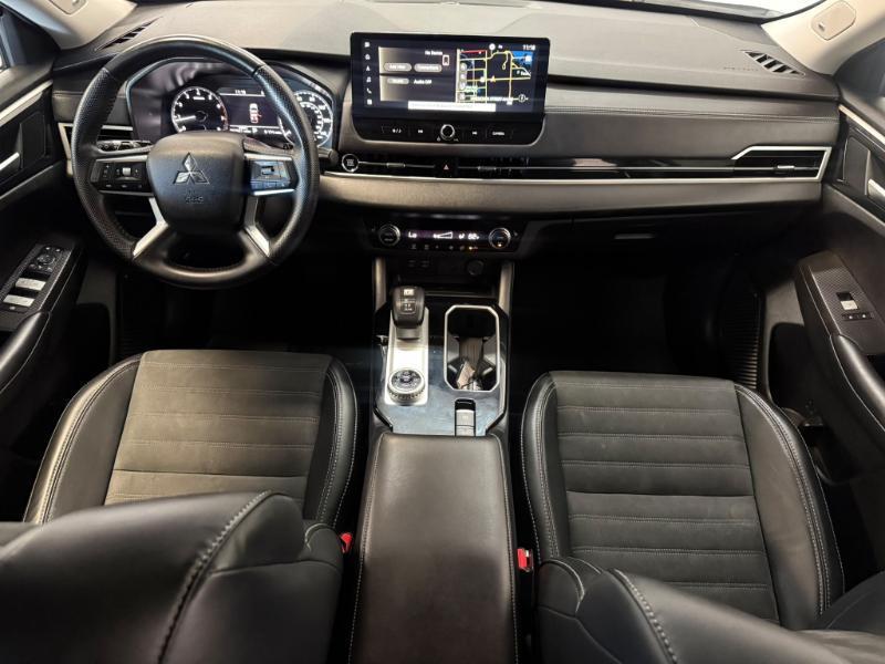 Mitsubishi Outlander SE 2WD 2025