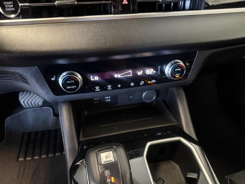Mitsubishi Outlander SE 2WD 2025