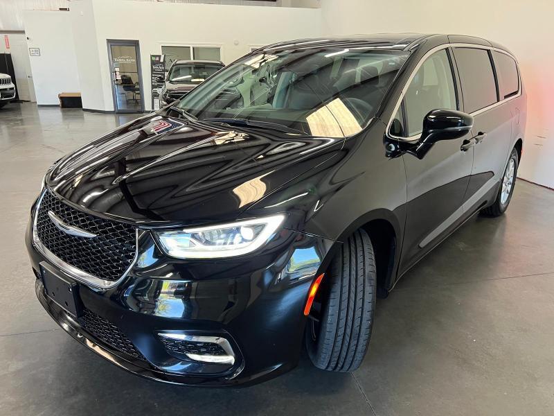 Chrysler Pacifica Touring L 2024