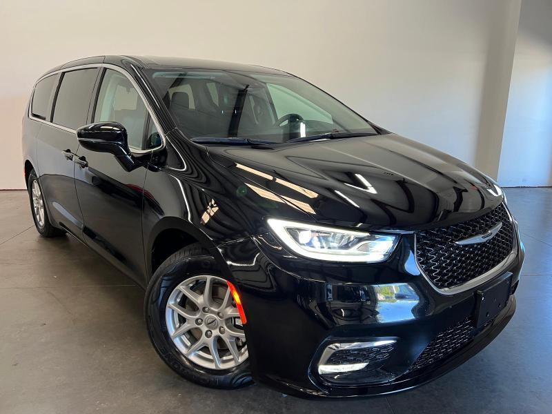 Chrysler Pacifica Touring L 2024
