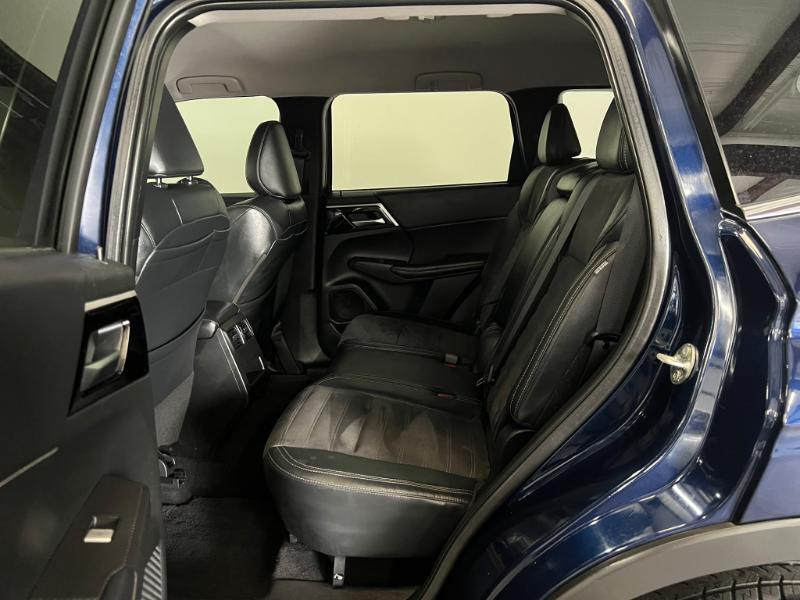 Mitsubishi Outlander SE 2WD 2023