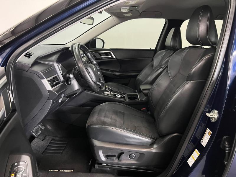 Mitsubishi Outlander SE 2WD 2023