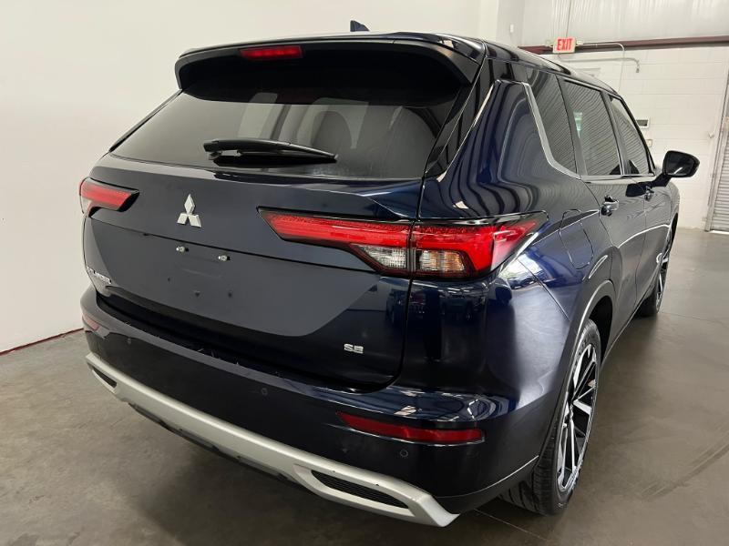 Mitsubishi Outlander SE 2WD 2023