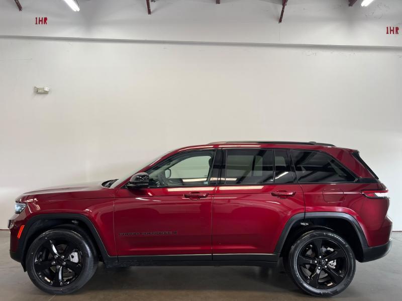 Jeep Grand Cherokee Limited 2WD 2023