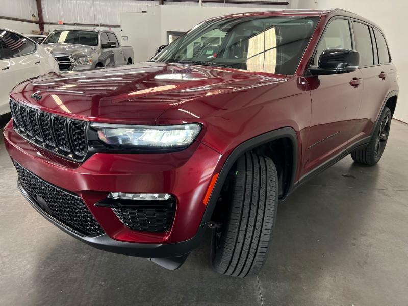 Jeep Grand Cherokee Limited 2WD 2023