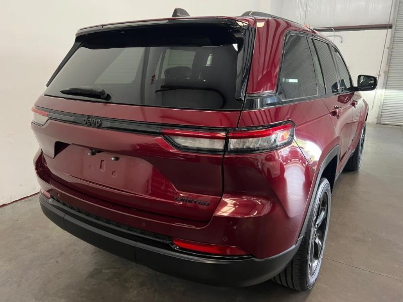 Jeep Grand Cherokee Limited 2WD 2023