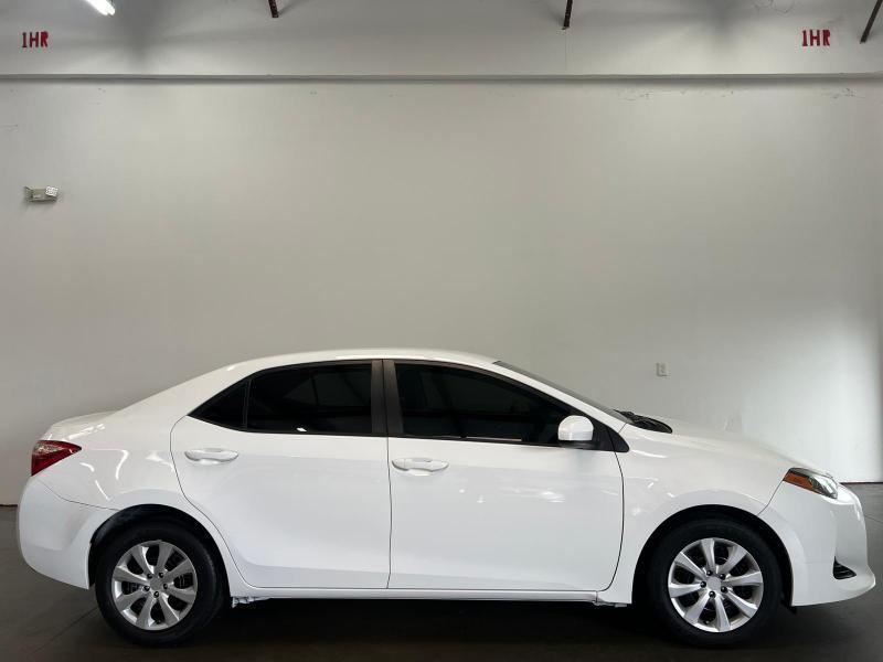 Toyota Corolla LE 2019