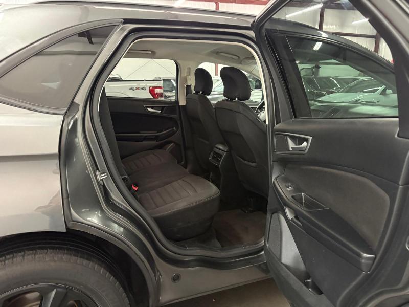 Ford Edge SE FWD 2016
