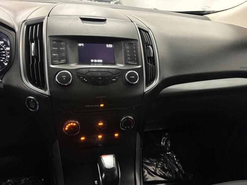 Ford Edge SE FWD 2016