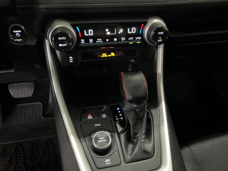 Toyota RAV4 Woodland 2025