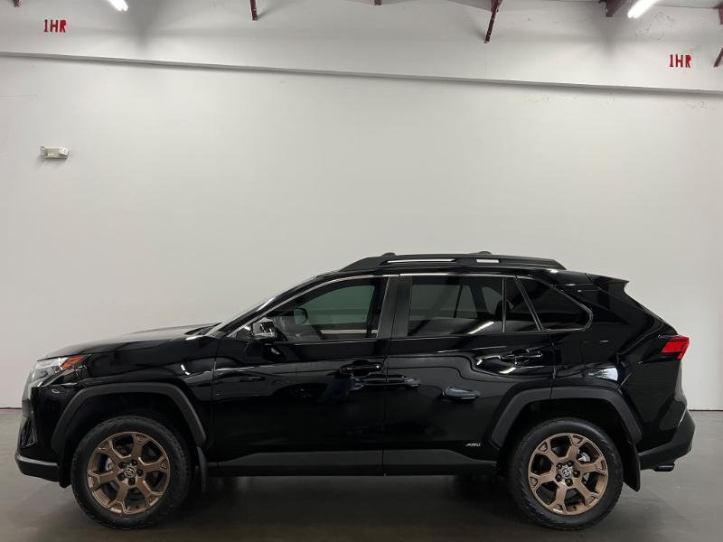 Toyota RAV4 Woodland 2025
