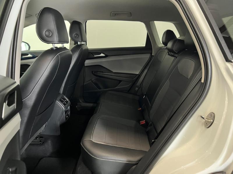 Volkswagen Taos SE 2022