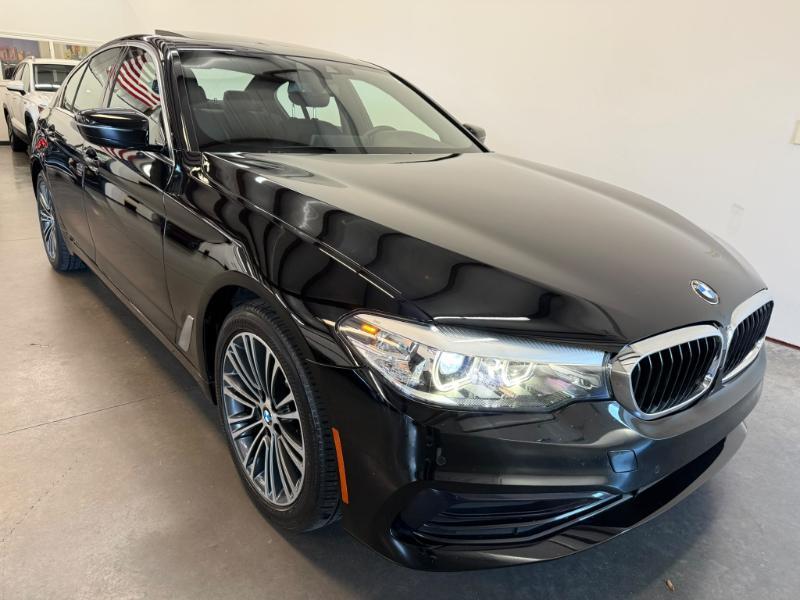 BMW 5-Series 530i 2019