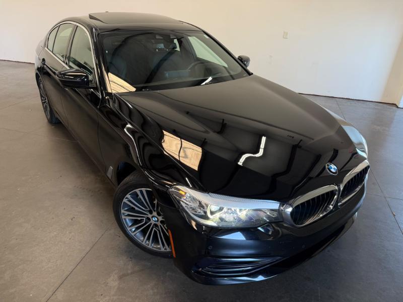 BMW 5-Series 530i 2019