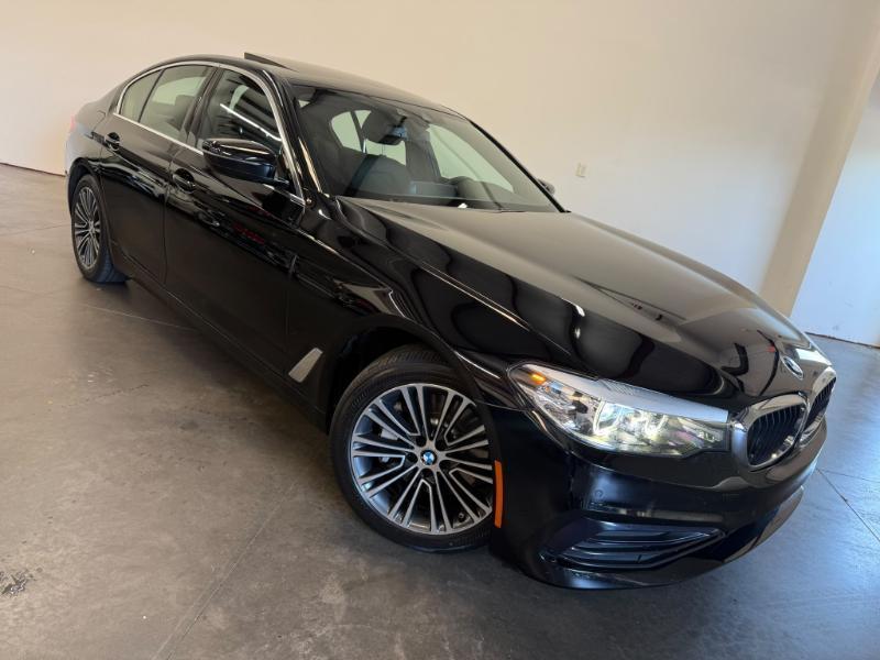 BMW 5-Series 530i 2019