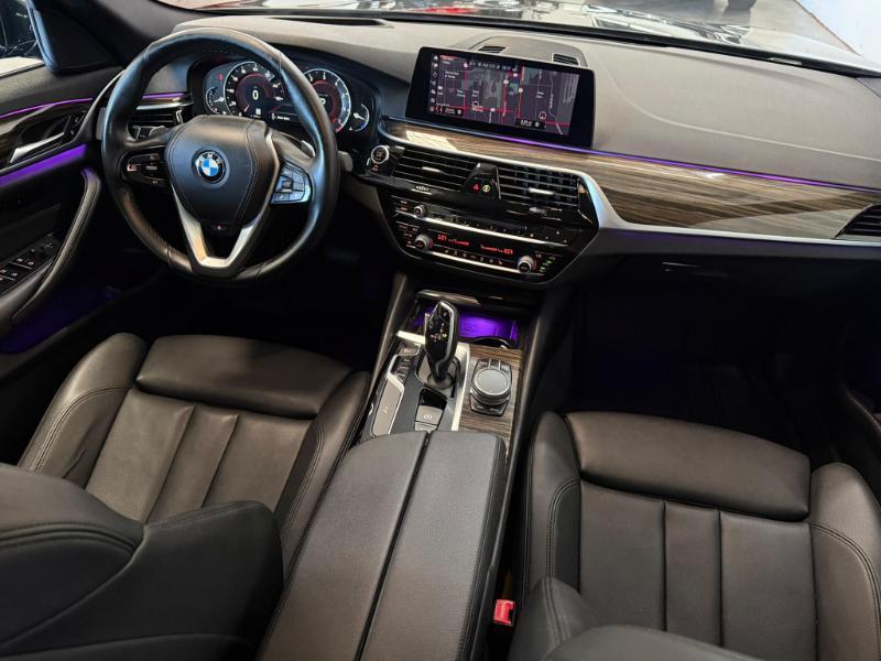 BMW 5-Series 530i 2019
