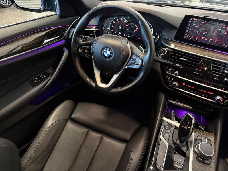 BMW 5-Series 530i 2019