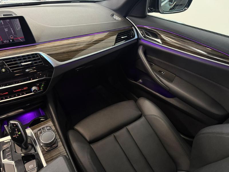 BMW 5-Series 530i 2019