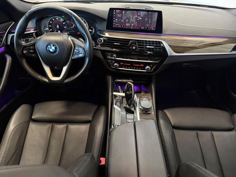 BMW 5-Series 530i 2019