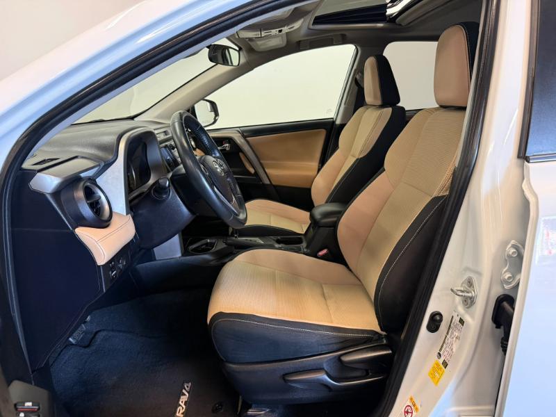 Toyota RAV4 XLE 2018