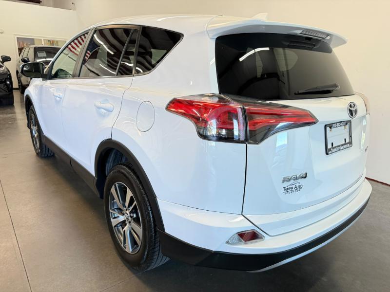 Toyota RAV4 XLE 2018