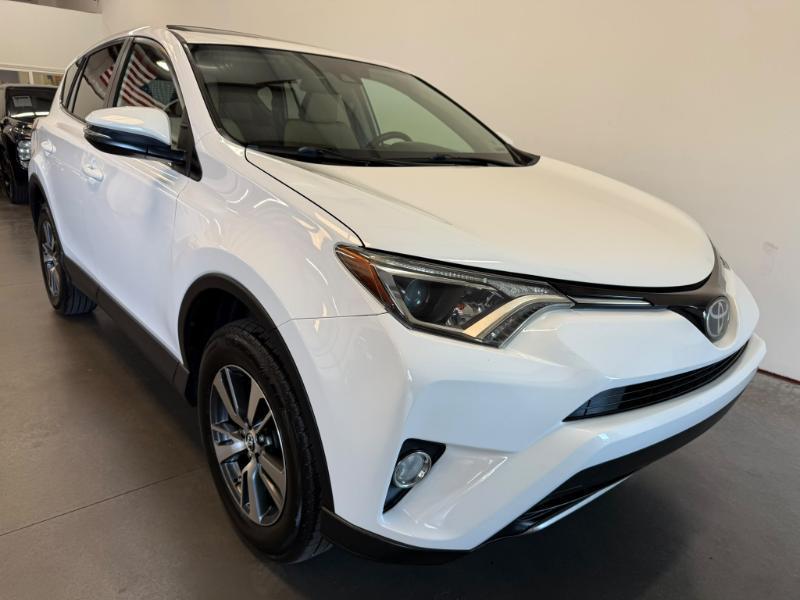Toyota RAV4 XLE 2018