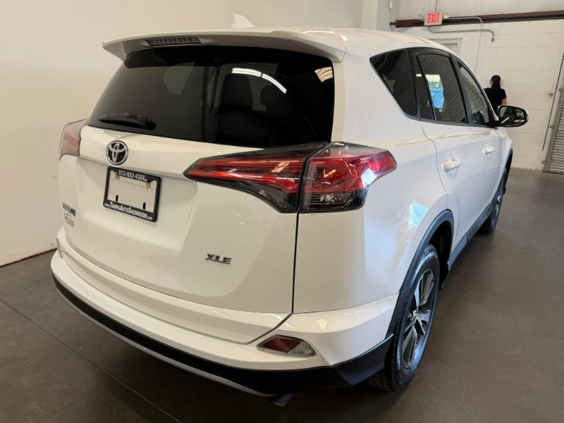 Toyota RAV4 XLE 2018