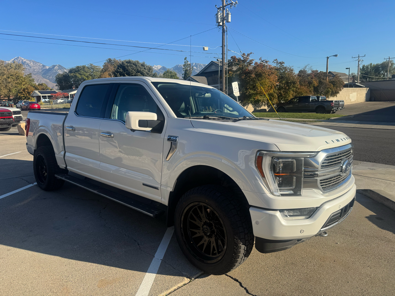 Ford F-150 Limited 4WD SuperCrew 5.5' Box 2021 Ford F-150 Limited 4WD SuperCrew 5.5' Box 2021
