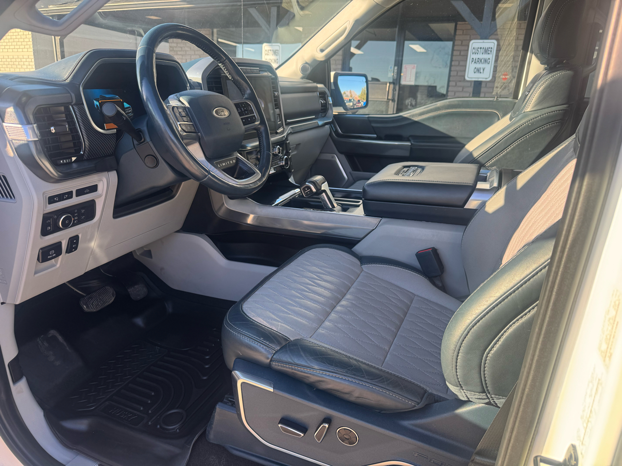 Ford F-150 Limited 4WD SuperCrew 5.5' Box 2021 Ford F-150 Limited 4WD SuperCrew 5.5' Box 2021